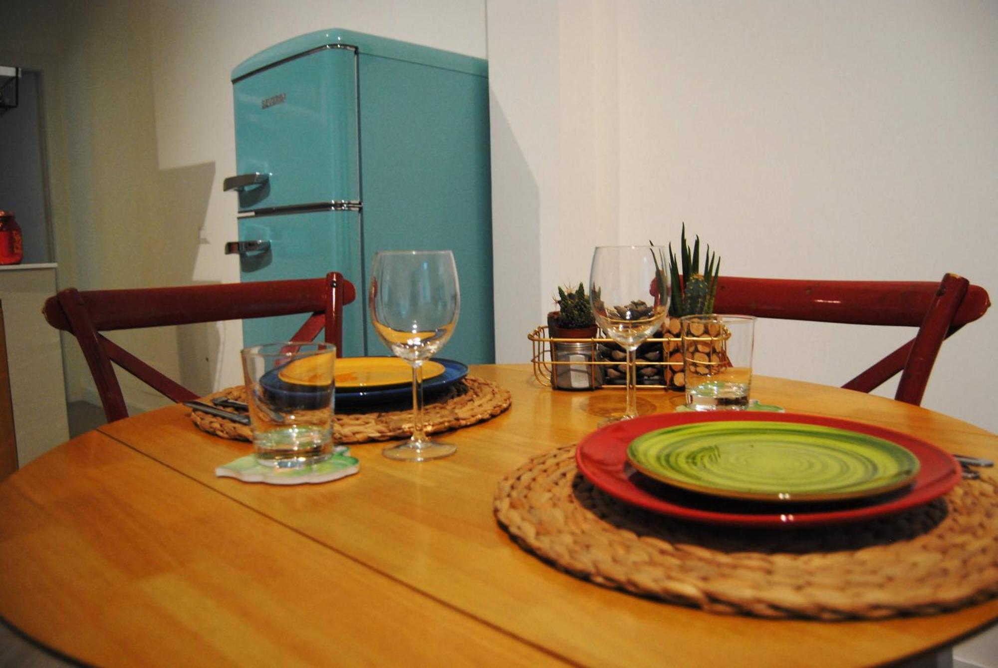 Apartamento Con Corte Esclusiva I Metro A Roma