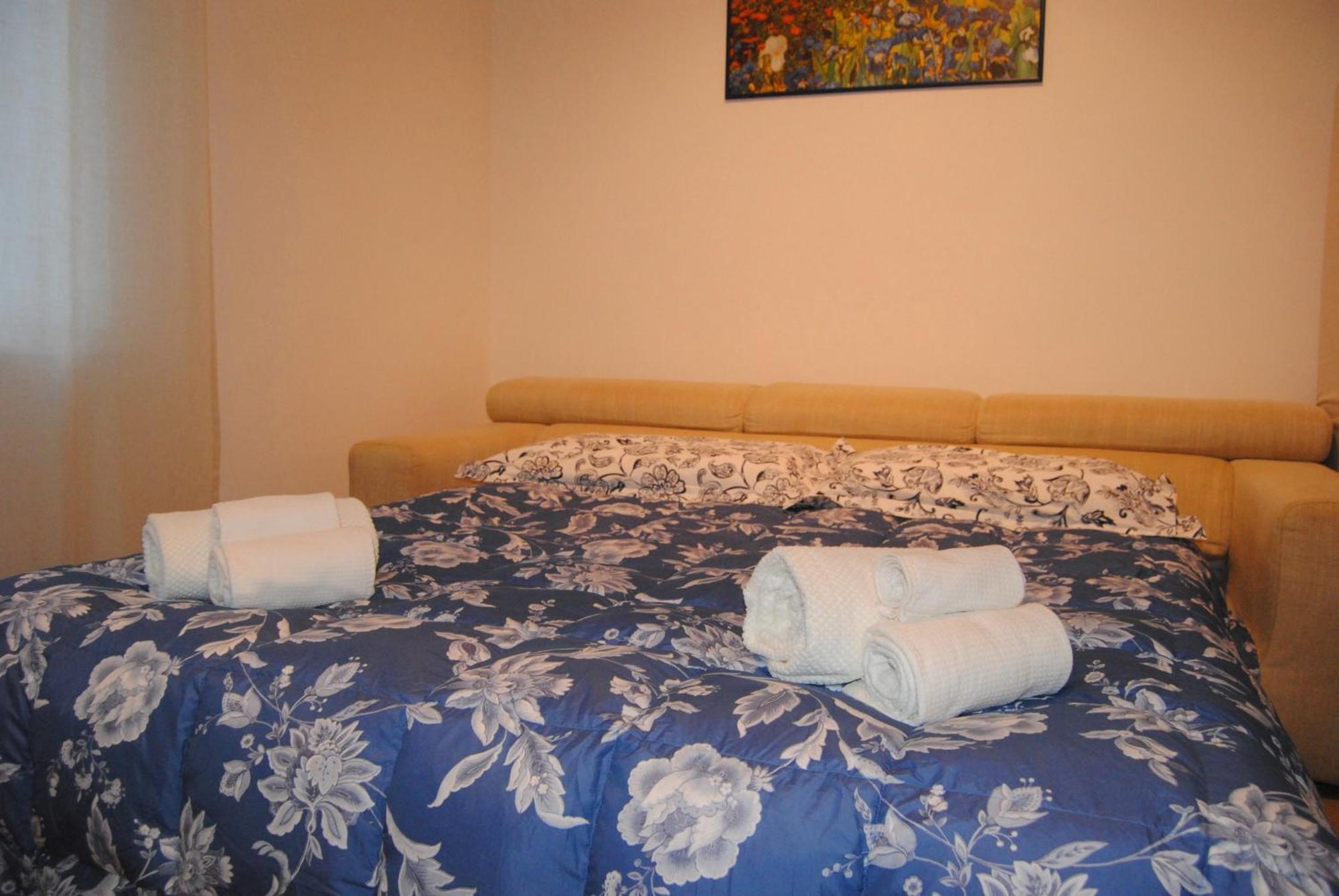 Con Corte Esclusiva I Metro A Apartamento Roma